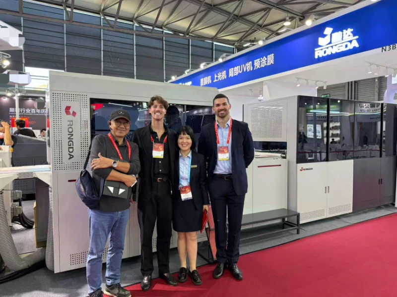 Rongda Packaging at All in Print China 2026: BFM1000 Case Maker automatikoaren zuzeneko demoa