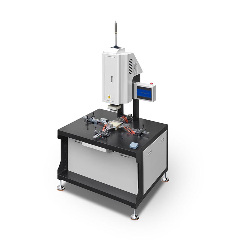 Kutxa zurrunaren ertzak biltzeko makina