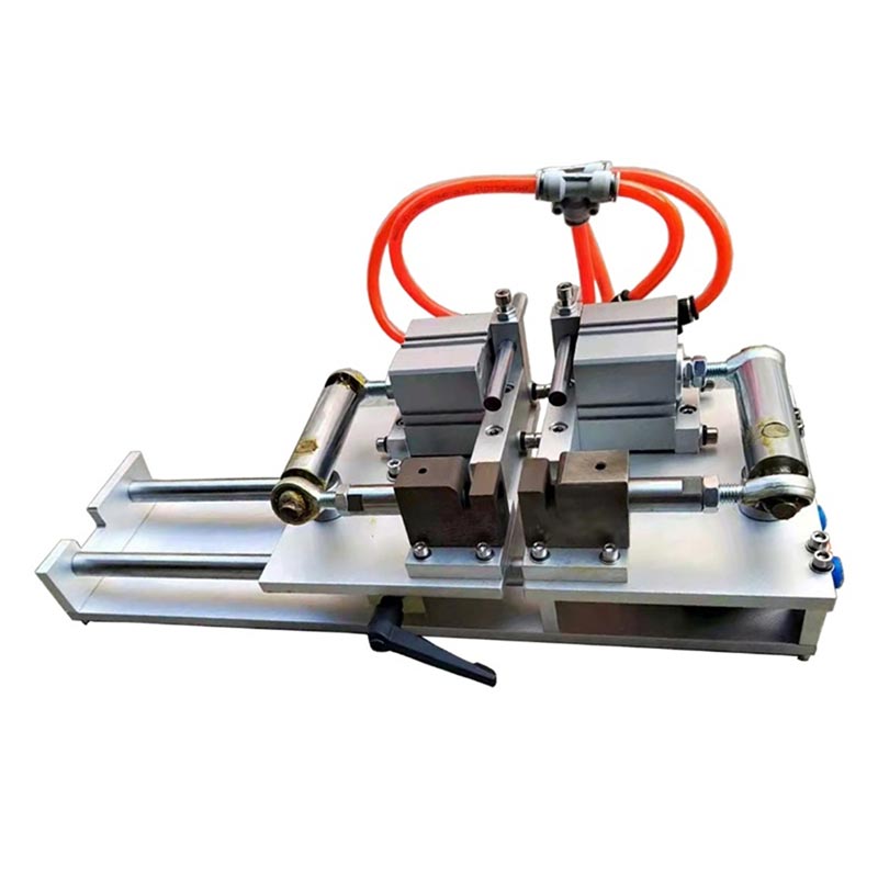 Kutxa zurruna zulatzeko zuloa